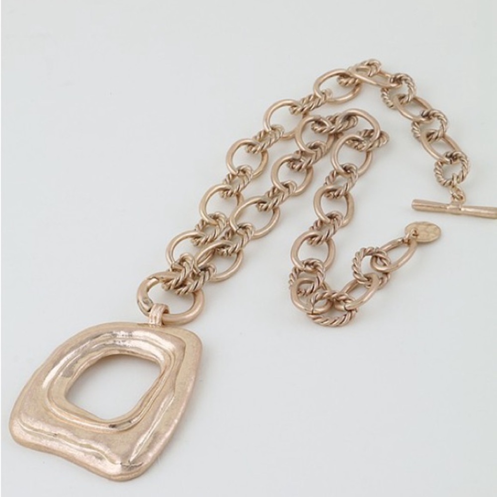 Statement Rippled Cubic Necklace (5029) - Picture 3 of 5